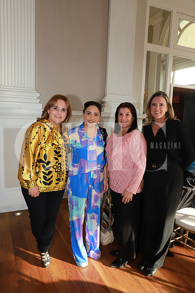 Claudia González de Romero, Cecy González, Gabriela Benavides y Alejandra Caso 0