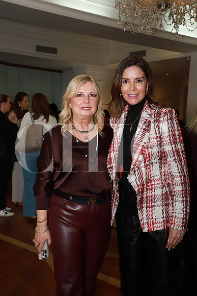 Patricia Rodrígues de Coronado y Mónica Martínez 0