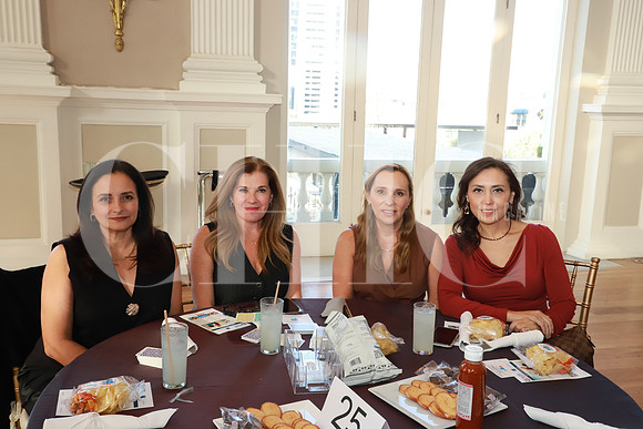 Debora de Sánchez, Gaby Treviño de Medellin y Cecila Herrera de Cantú 0