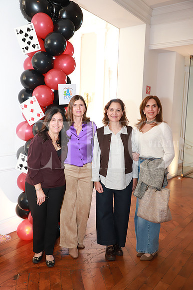 María Elena Fernández, Catalina Carrillo de Garza, Nelva Ramírez de Garza y Lolina Ordaz0
