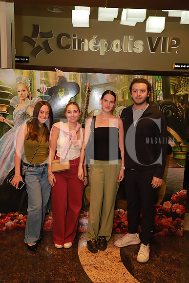 Ana Sofia Jaime, Jimena Elizondo, Eugenia Rodríguez e Isaac Vega 3