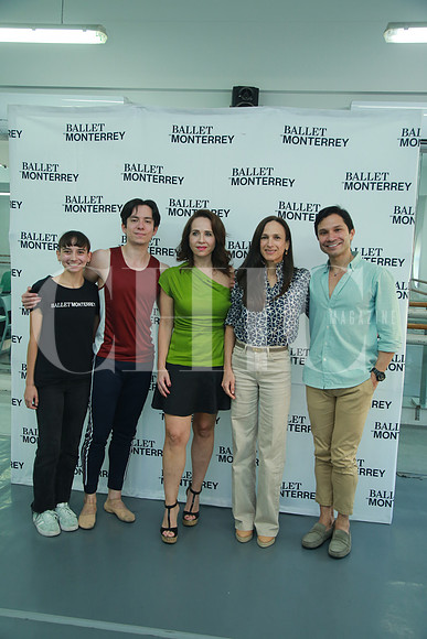 Miranda Albalate, Axel Jaramillo, Gaby Elizondo, Yolanda Garza y Yosvani Ramos (4)