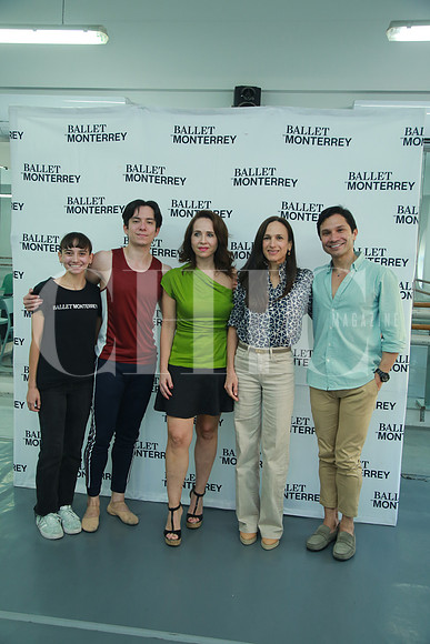 Miranda Albalate, Axel Jaramillo, Gaby Elizondo, Yolanda Garza y Yosvani Ramos (3)