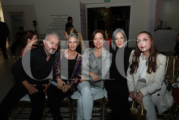 Mauricio Lozano, Claudia Lozano, Lucia Lozano, Lorena Lozano y Vero Batiz de Samar 1