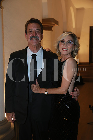 Antonio González y Leticia Sierra de González