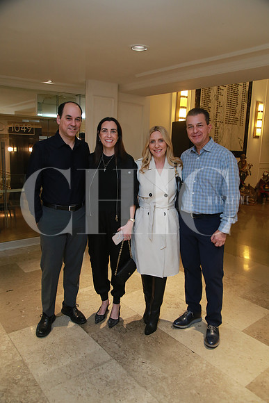 Adrian Maldonado, Lucy Bueno de Maldonado, Dora Pérez de Lozano y Gonzalo Lozano