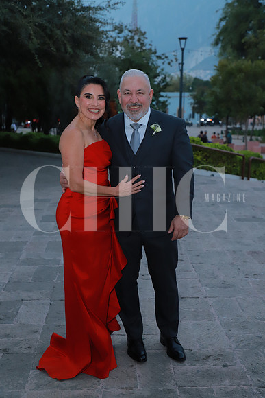 Celia Gonzalez y Arturo Gonzalez 1