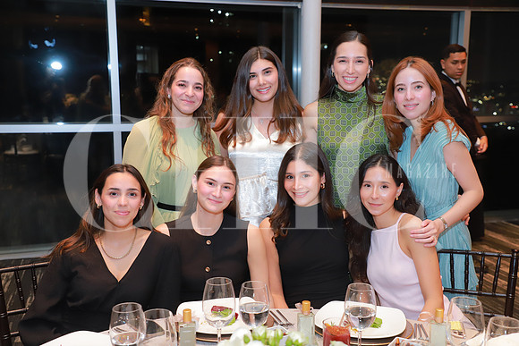 Paloma Llaguno, Rebeca Alvarez, Sofia Sanchez, Carolina Gutierrez, Valeria Miramontes, Michelle Gonzalez, Tabata de Miquel y Eugenia Ramirez 4