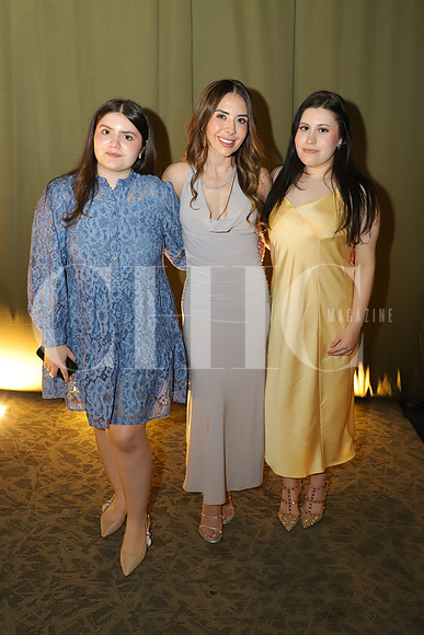 Dana Treviño, Cynthia Treviño y Ary Treviño 3