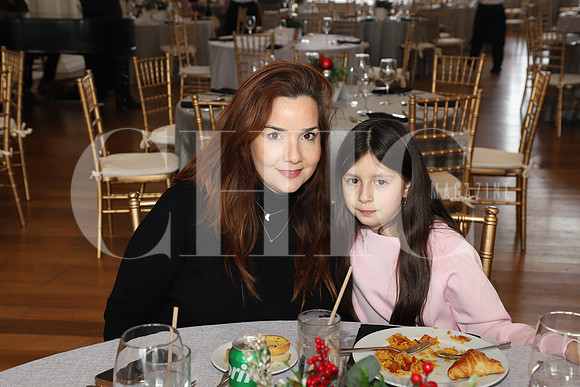 Lorena Fautsch y Ariana Elizondo 0