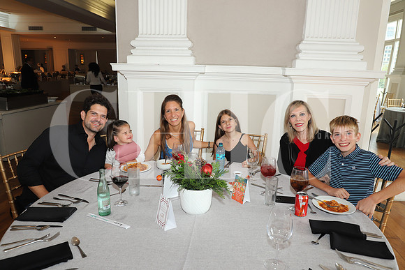 Andrés Marcos, Paula Marcos, Nelly Cantú, Nelly Marcos, Patricia Rodríguez y Andrés Marcos 0