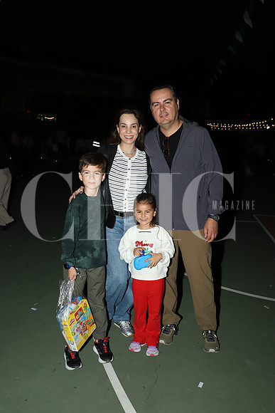 Mónica Nuño de Alonso, Julian Alonso, Sebastián Alonso y Alessa Alonso 0