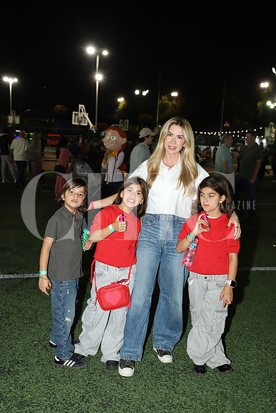 Aaron Santos, Nicky Santos, Caro Bravo y Roby Santos 1