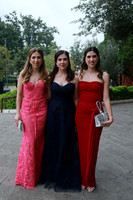 Ana Paola Benavides, Nora Gutiérrez de Benavides y Veleria Benavides