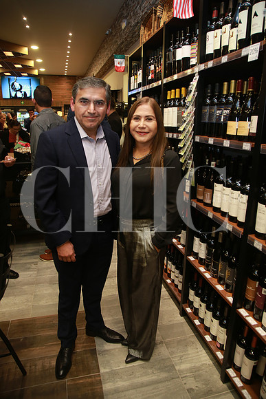 Carlos Reyes y Martha Ledezma (2)