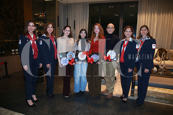 Mónica Martínez de De la Garza, Lolina Ordaz de De la Fuente, Alejandra Del Real, Loren Vela, Sulamit Elizondo, Eduardo Garza, Nelva Ramírez y Catalina Carrillo de Garza (2)