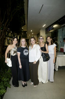 Alba Flores, Maru Ruiz, Claudia Galván, Gaby Acevez y Emma Hernández de Madero