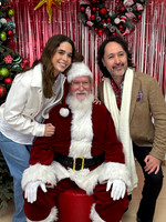(foto cortesia) Mariana Matutes, Santa Claus y Alejandro Campbell