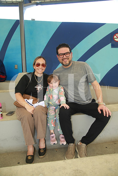 Ingrid Ramírez, Mariana Gómez y Gustavo Gómez (2)