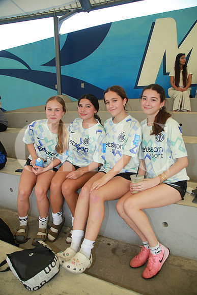 Mia Monrroy, Majo Arellano, Roberta Romero y Romelia Herrera (2)