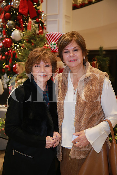 Josefina Acosta y Salma Kattas de Dieck