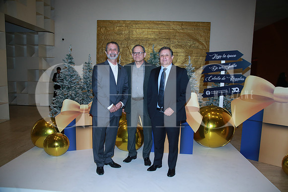 José Espino Barros, Rigeberto González y Manuel Villegas (2)
