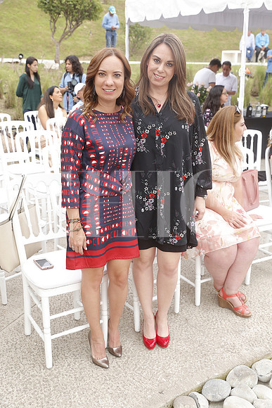 Karla Valadez y Cecilia Silva (5)