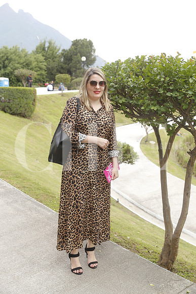 Laura Sotomayor de Valderrama (2)