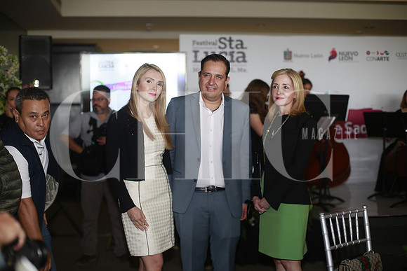 Carolina Herrera de Cuadra, Alfredo Cuadra y Barbara Herrera de Garza