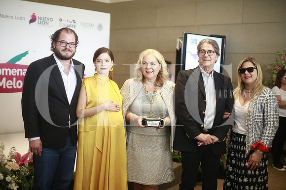 Mauricio Sada, Rth Sofia de Sada, Liliana Melo de Sada, Federico Sada y Liliana Sada