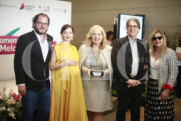 Mauricio Sada, Rth Sofia de Sada, Liliana Melo de Sada, Federico Sada y Liliana Sada