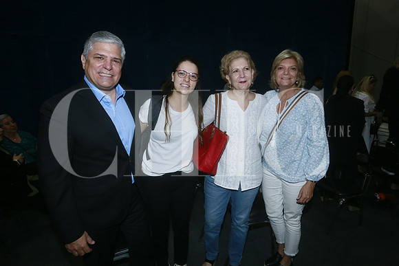 José Sada, Lucia González, Lucia Guerra y María Sada