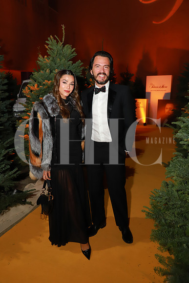 Connie Davalos y Miguel Tame 7