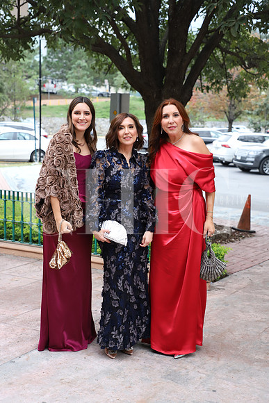 Mariajose Hadjopulos, Anita Elizondo de Mena y Mónica Garza 1