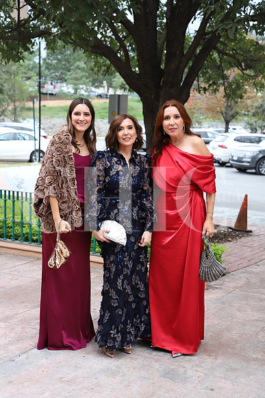 Mariajose Hadjopulos, Anita Elizondo de Mena y Mónica Garza 0