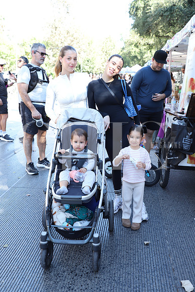 Valeria Bueno, Andrea Bueno, Gabriel Garza y Maria Garza