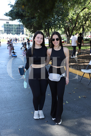 Paola Chapa y Paulina Sillas 0