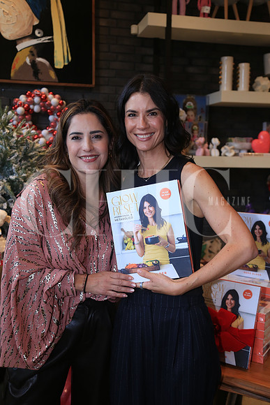 Silvia Landeros y Rosé Elder. (2)