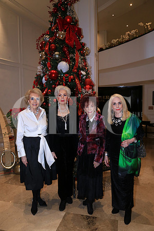 Lily Flores, Alo Flores, Lupina Vara de Mejia y Tey González de Salas (3)