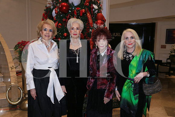 Lily Flores, Alo Flores, Lupina Vara de Mejia y Tey González de Salas