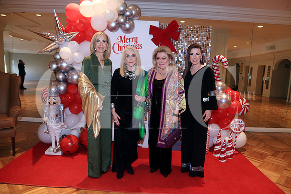 Lourdes González, Tey González de Salas, Marina Benavides y Marlene Dávila (2)