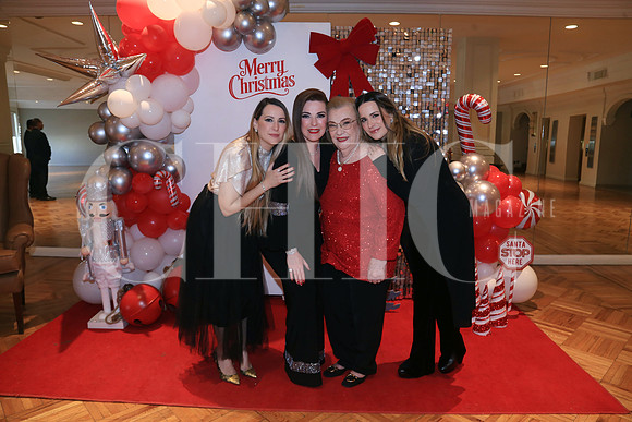 Marlene Rodríguez, Marlene Davila, Adelita SIlva y Caro Rodríguez (2)