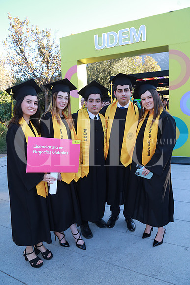 Cristina Leal, Andrea Serna, Wilmer García, Daniel González y Karla Gómez (3)