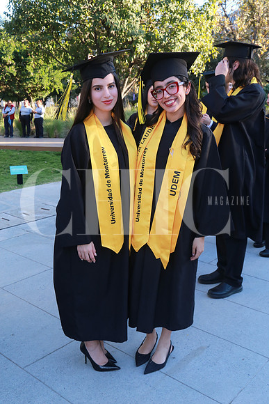 Gretta Villafuerte y Diana Gutíerrez (2)