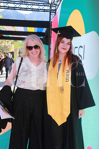 Jenifer Lawlis y Rebecca Villarreal