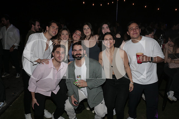 Mau Castro con algunas de sus amistades 2