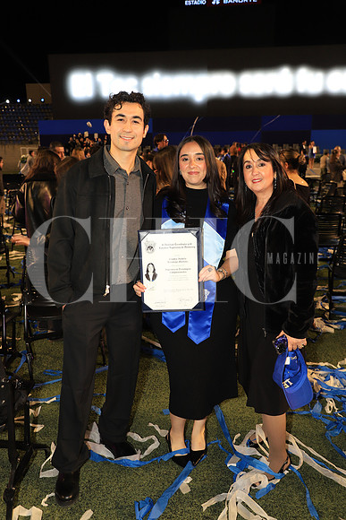 Antonio Arcienega, Claudia Arcienega y Claudia Martinez