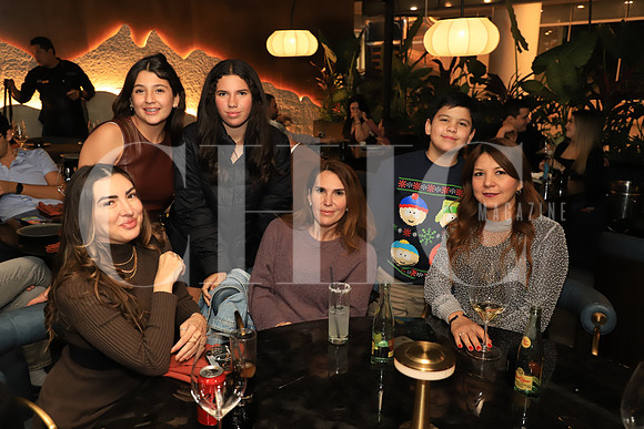 Ana Chapa, Eugenia Martinez, Gabriela Chapa, Adrian Marcelo Gonzalez, Marcela Nuñez y Paola Perez (3)