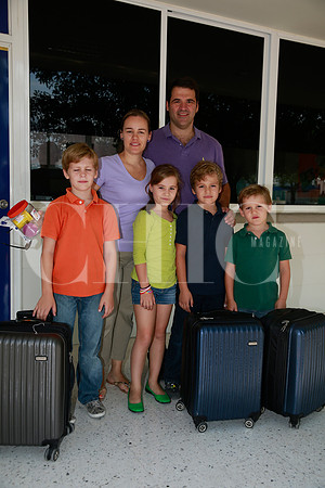 Maria Angela Gonzalez, Raymundo de la Gaza, Sebastian de la Garza, Romina de la Garza, Mateo de la Garza y Pablo de la Garza