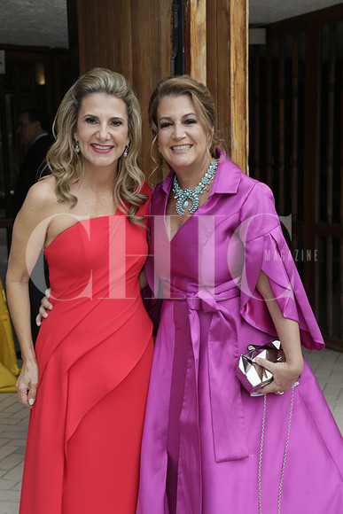 Cecy Medina de Romero y Lydia Pérez de Warnholtz